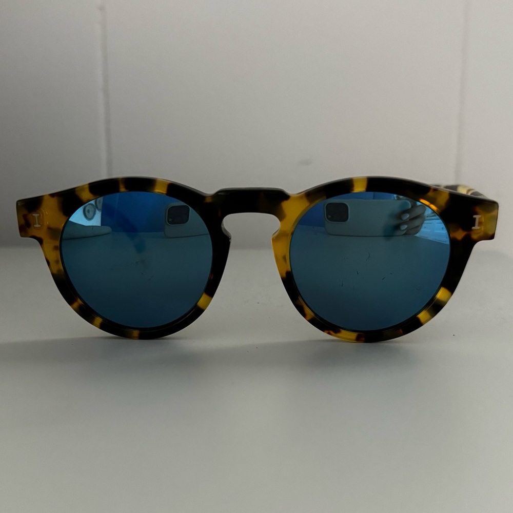 Illesteva Leonard Sunglasses